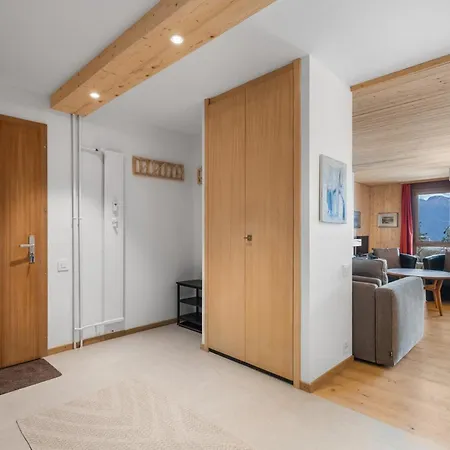 Mercure 202 Sur La Place Du Village A Apartamento *
