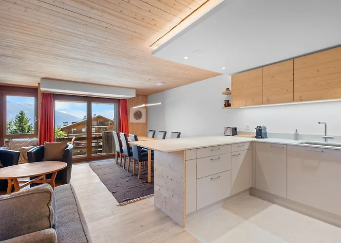 Mercure 202 Sur La Place Du Village A Apartmán *