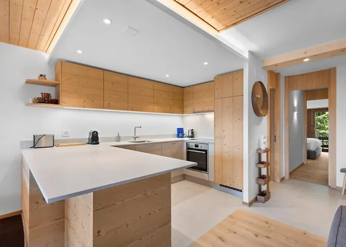 Mercure 202 Sur La Place Du Village A