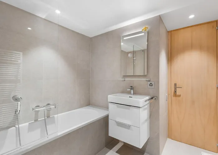 Mercure 202 Sur La Place Du Village A Apartamento Anzère