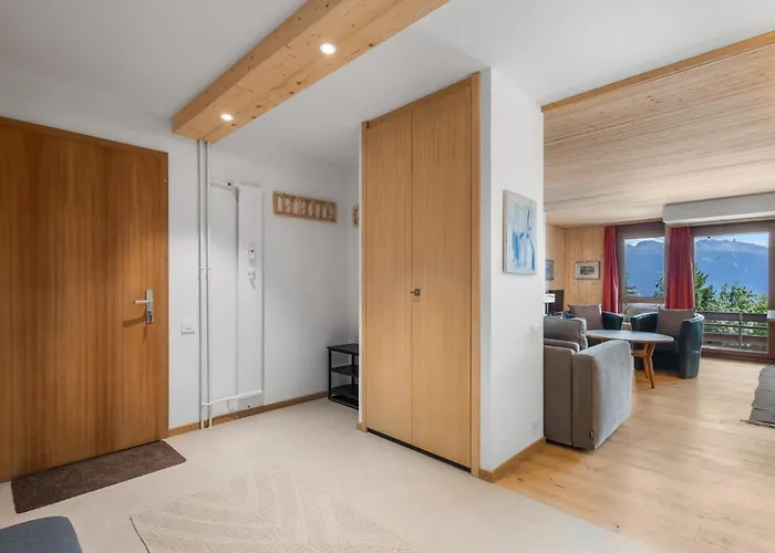 Mercure 202 Sur La Place Du Village A Apartmán *