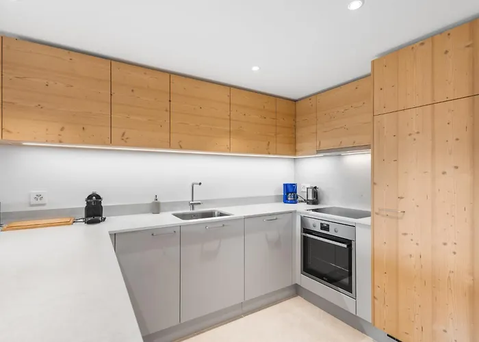 公寓 Mercure 202 Sur La Place Du Village A 安塞热